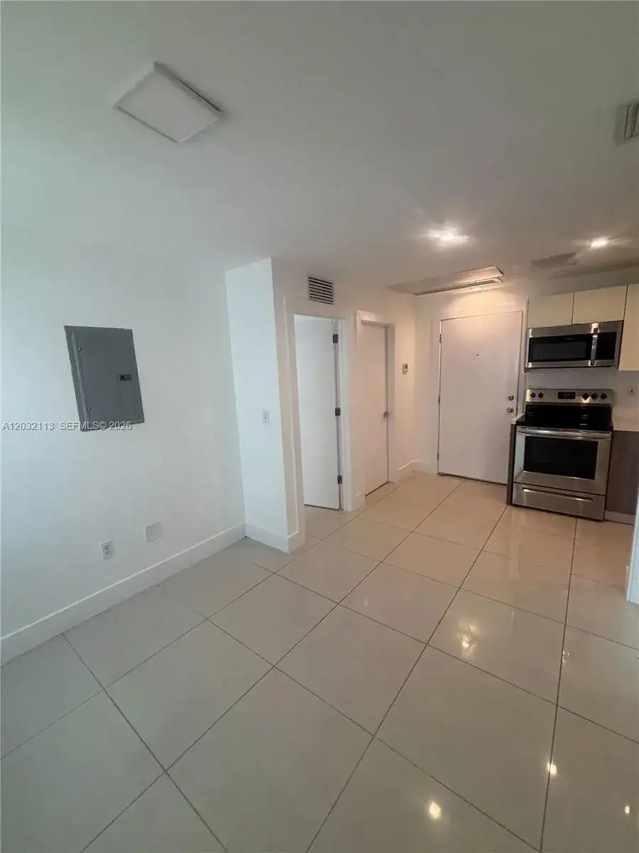 821 SW 18th Ave # 203, Miami FL 33135 photo 3