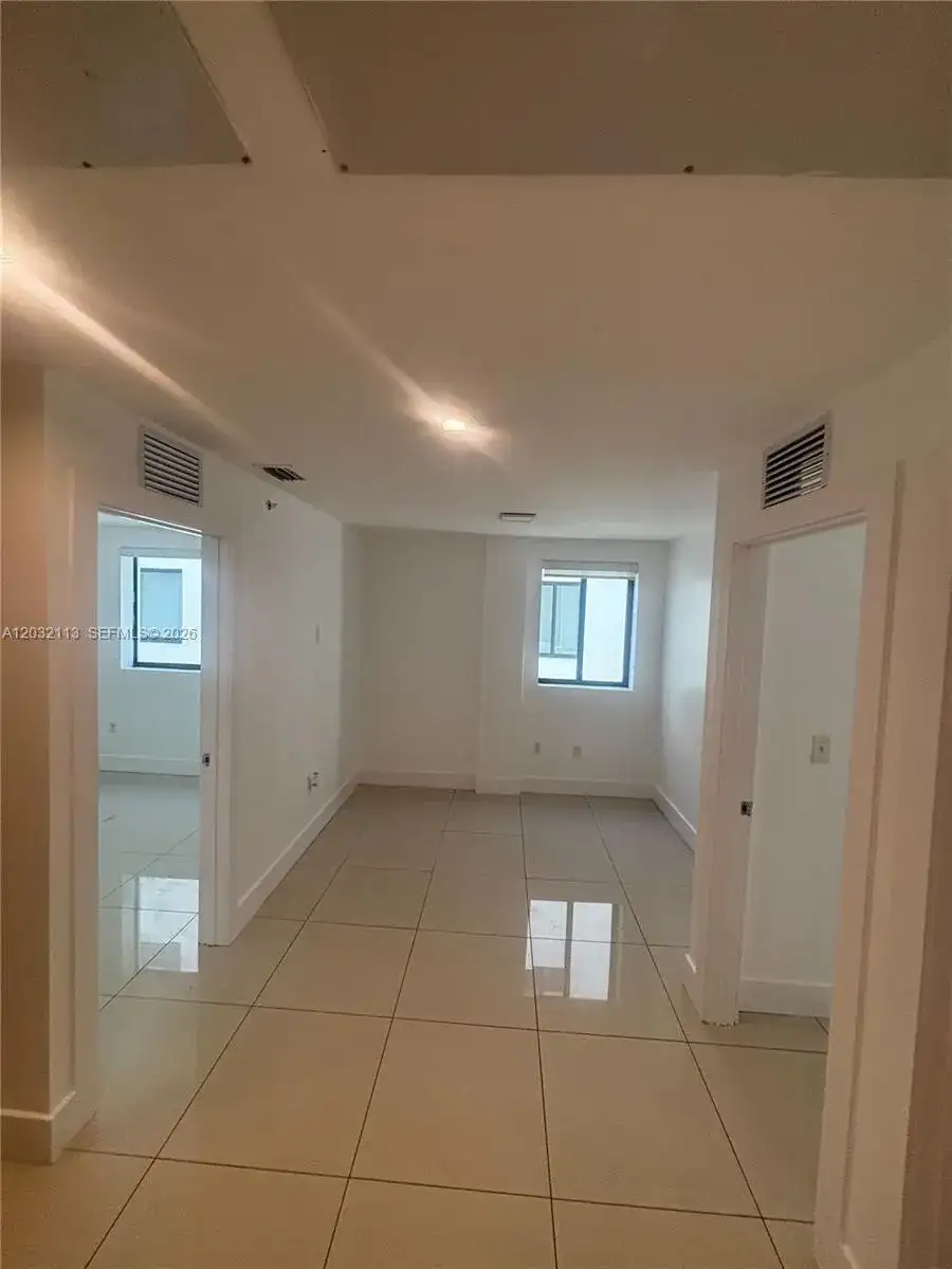 821 SW 18th Ave # 203, Miami FL 33135 photo 4