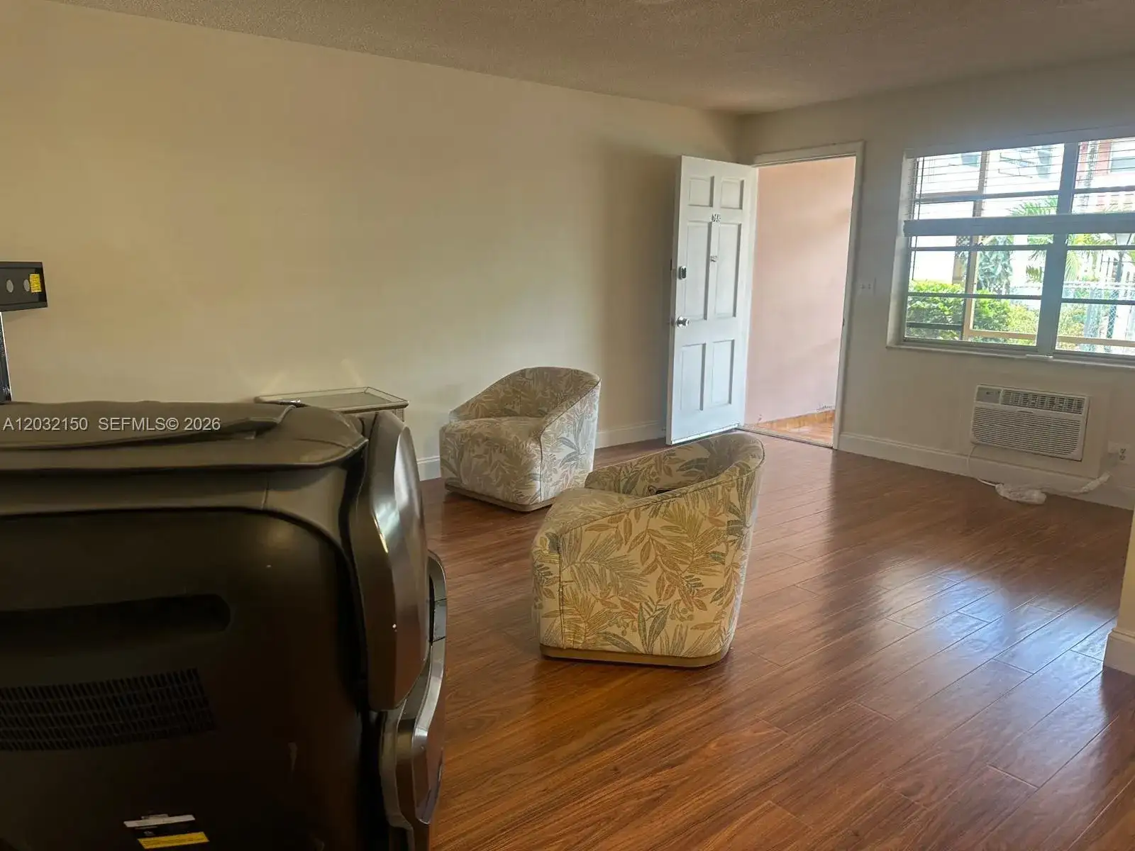 160 NE 8th Ave # 25A, Hallandale Beach FL 33009 photo 4