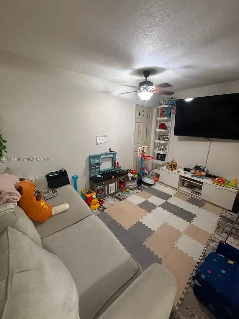 6081 W 24th Ave # 102, Hialeah FL 33016 photo 4