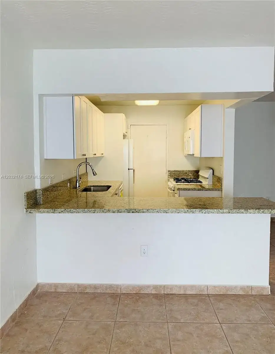 6900 N Kendall Dr # A304, Pinecrest FL 33156 photo 3