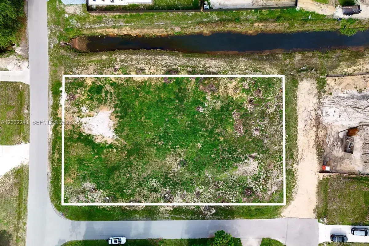 0 4th St W, Lehigh Acres FL 33971