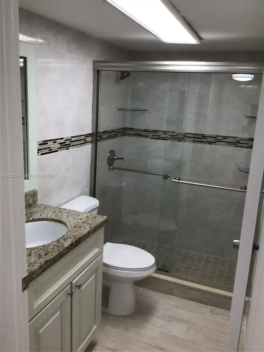 10975 SW 107th St # 302, Miami FL 33176 photo 5