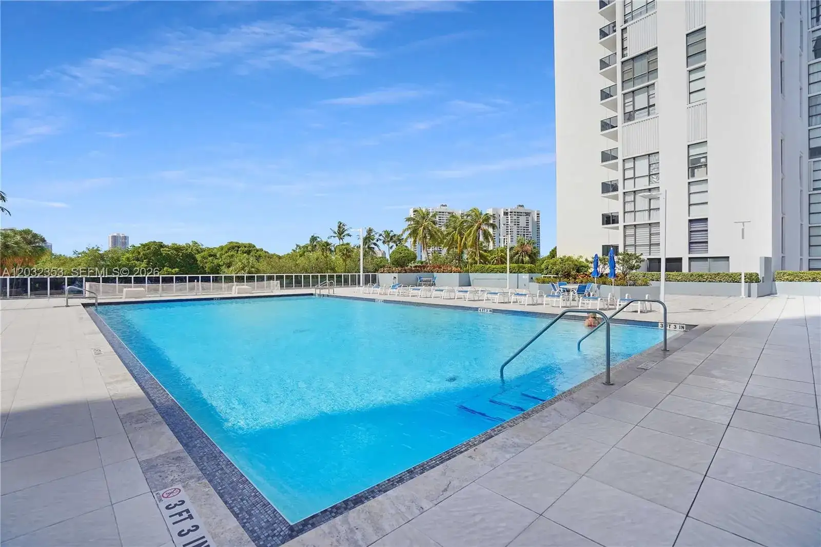 3625 N Country Club Dr # 603, Aventura FL 33180 photo 5