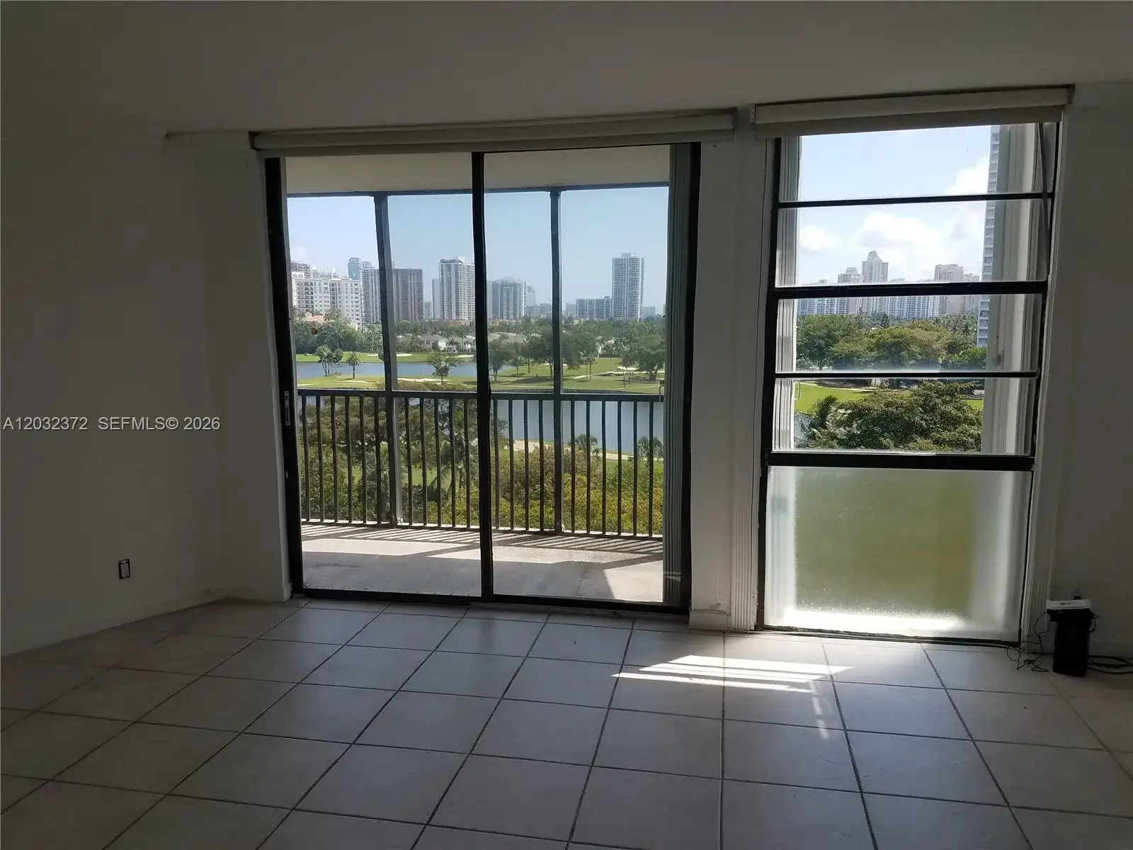 3475 N Country Club Dr # 805, Aventura FL 33180 photo 3