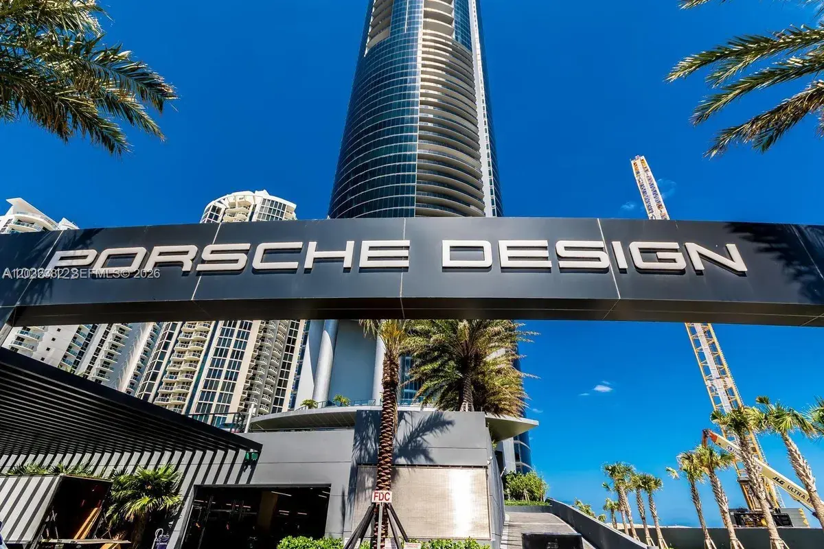 18555 Collins Ave # 4804, Sunny Isles Beach FL 33160