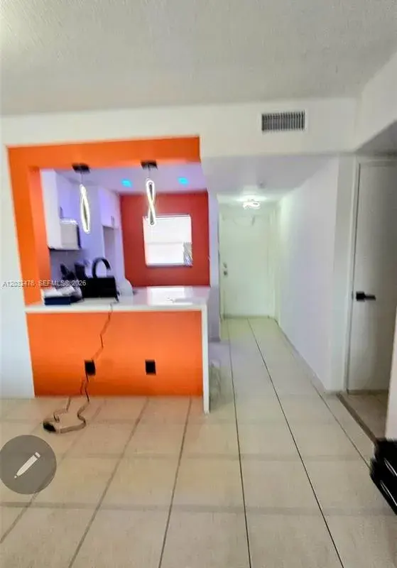 4311 Crystal Lake Dr # 321, Deerfield Beach FL 33064