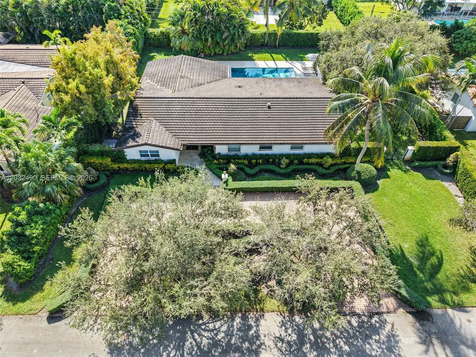 7360 SW 115th St, Pinecrest FL 33156 photo 2
