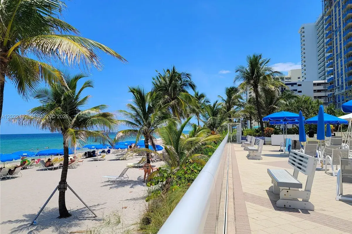 2030 S Ocean Dr # 2026, Hallandale Beach FL 33009