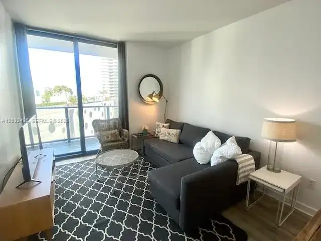 501 NE 31st St # 802, Miami FL 33137 photo 4
