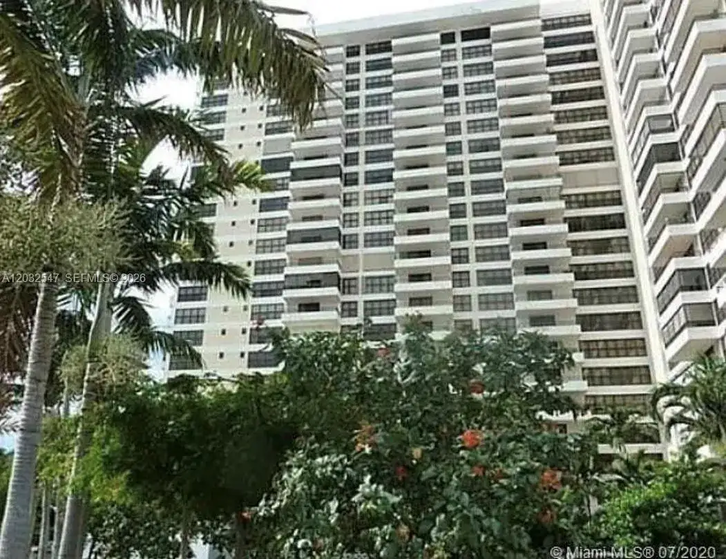 500 Three Islands Blvd # 314, Hallandale Beach FL 33009 photo 2