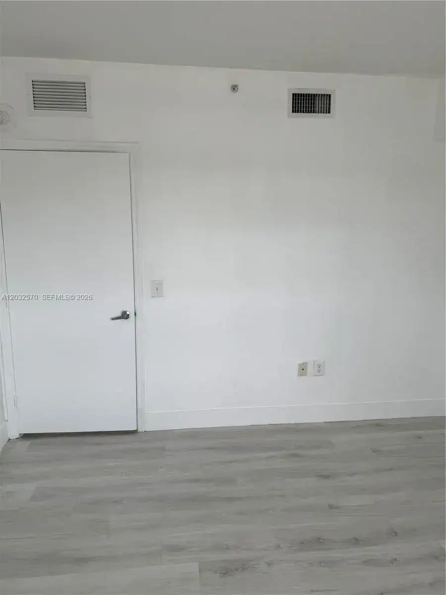 36 NW 6th Ave # 601, Miami FL 33128 photo 3