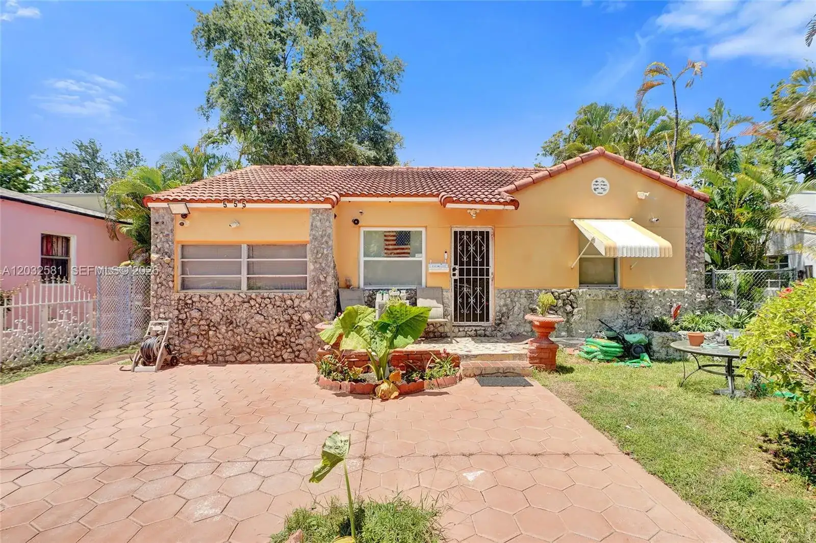 555 NW 46th St, Miami FL 33127 photo 5