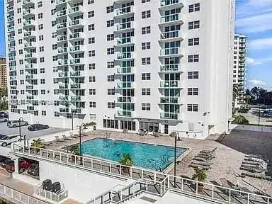 3000 S Ocean Dr # 420, Hollywood FL 33019