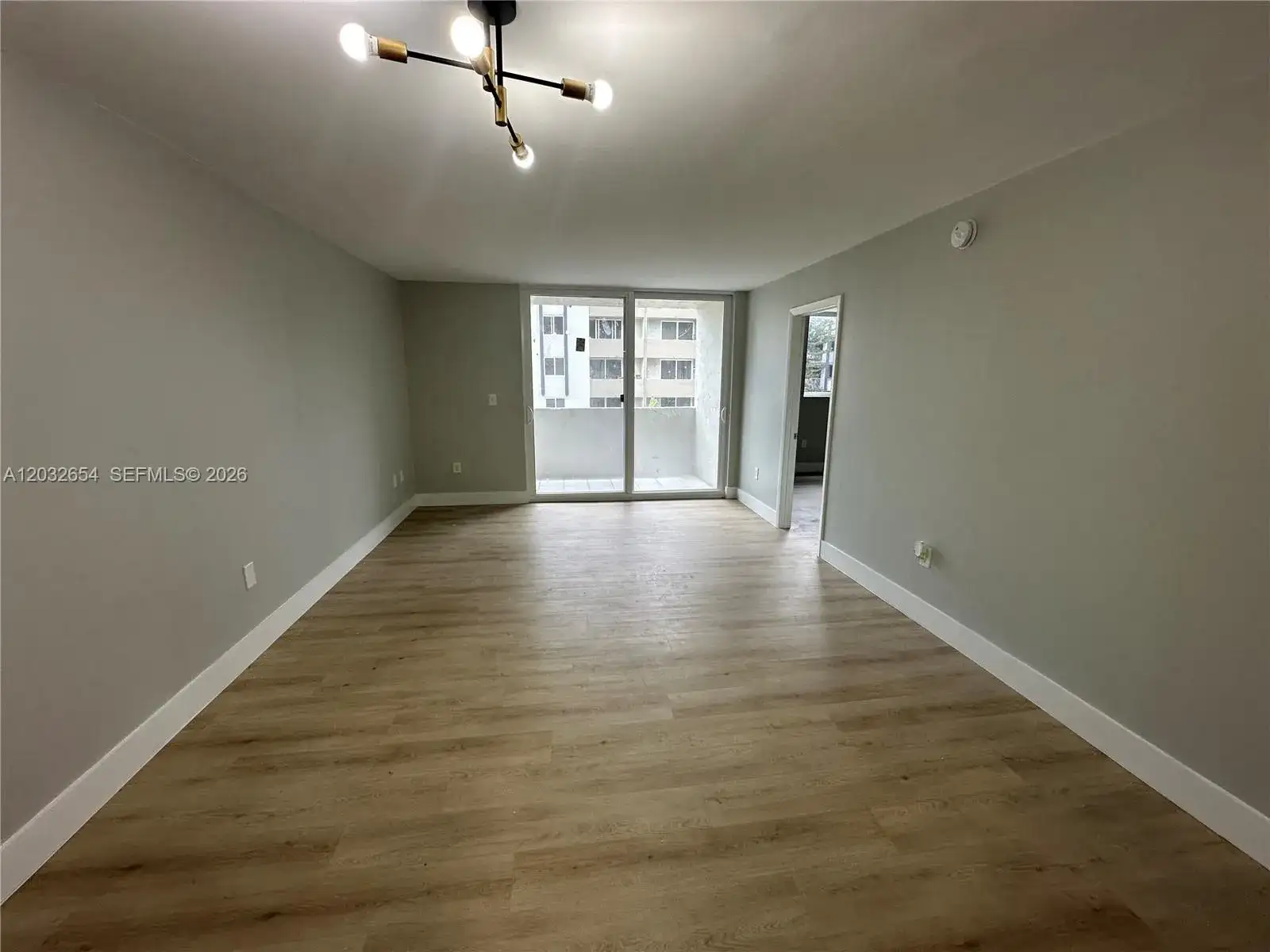 10090 NW 80th Ct # 1325, Hialeah Gardens FL 33016 photo 5