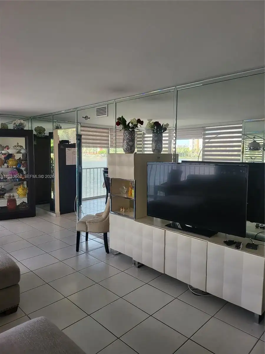 290 174th St # M19, Sunny Isles Beach FL 33160 photo 5
