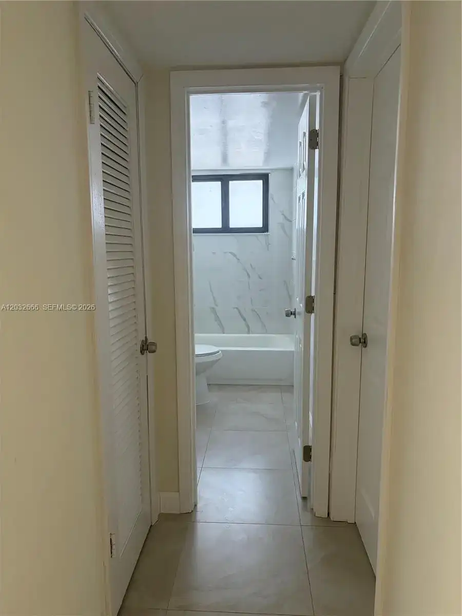 65 W 13th St # 4, Hialeah FL 33010
