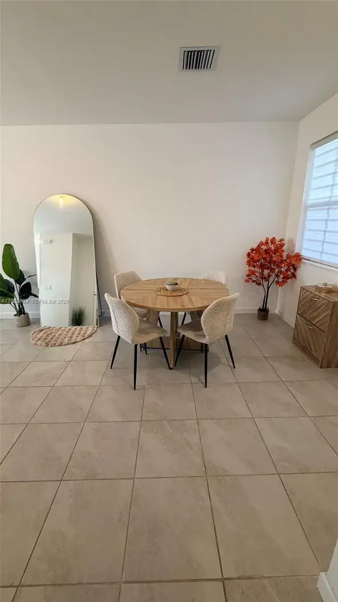 2424 SE 29th St, Homestead FL 33035 photo 4