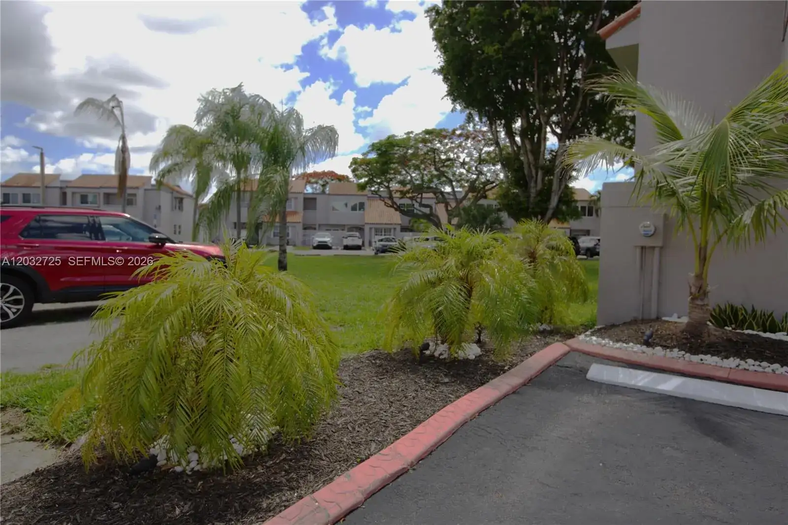6475 SW 129th Ave, Miami FL 33183 photo 4