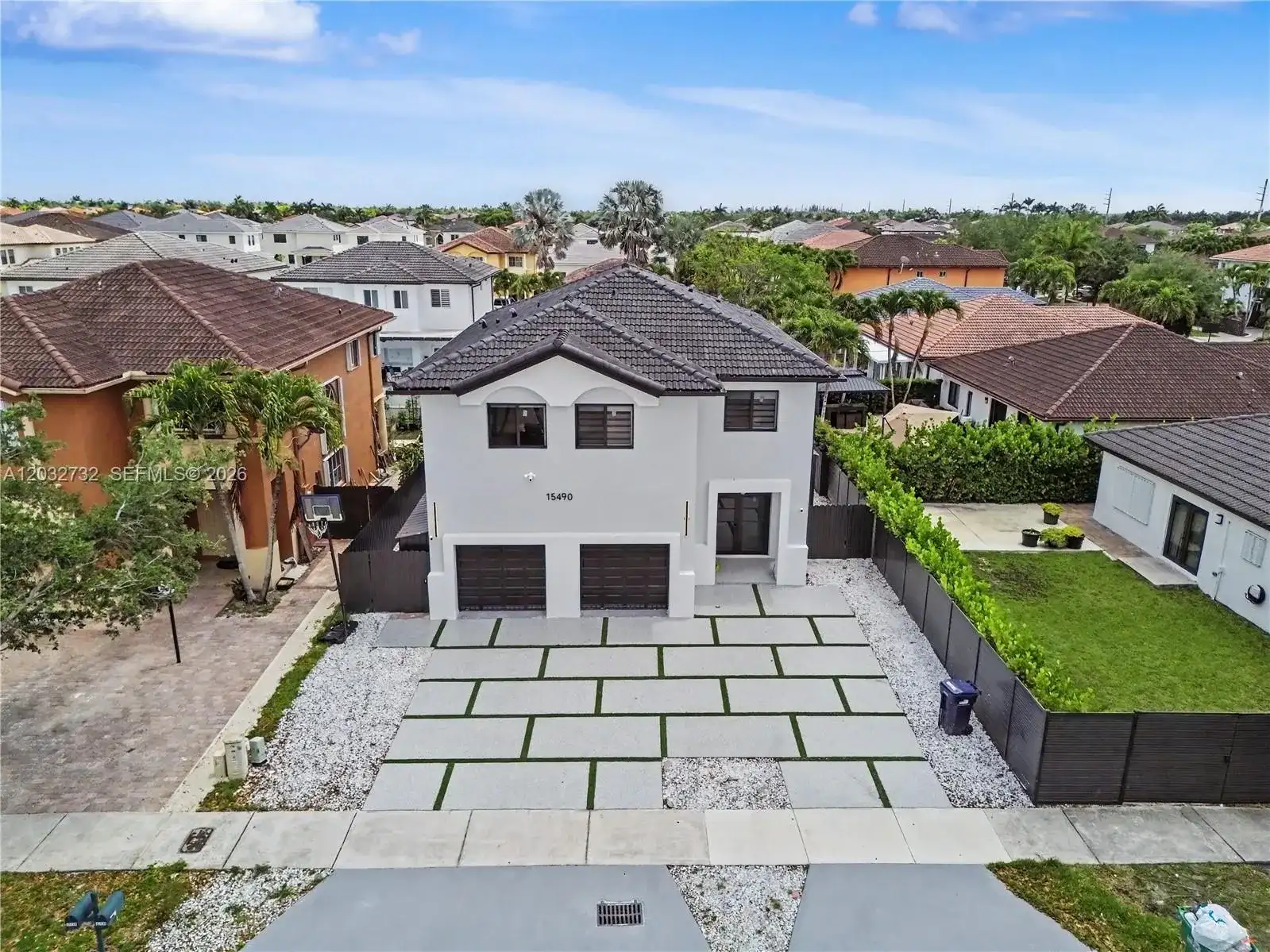 15490 SW 18th Ln, Miami FL 33185 photo 2
