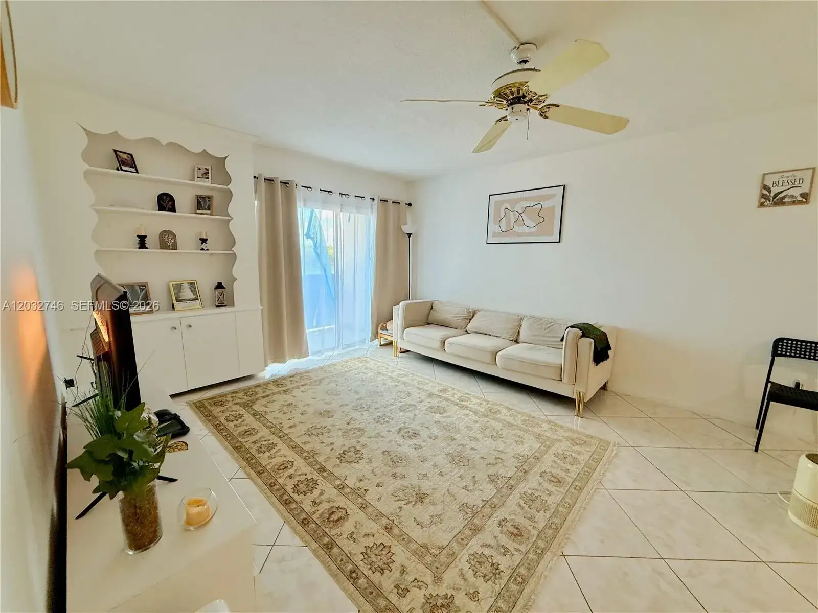 400 Kings Point Dr # 309, Sunny Isles Beach FL 33160 photo 2