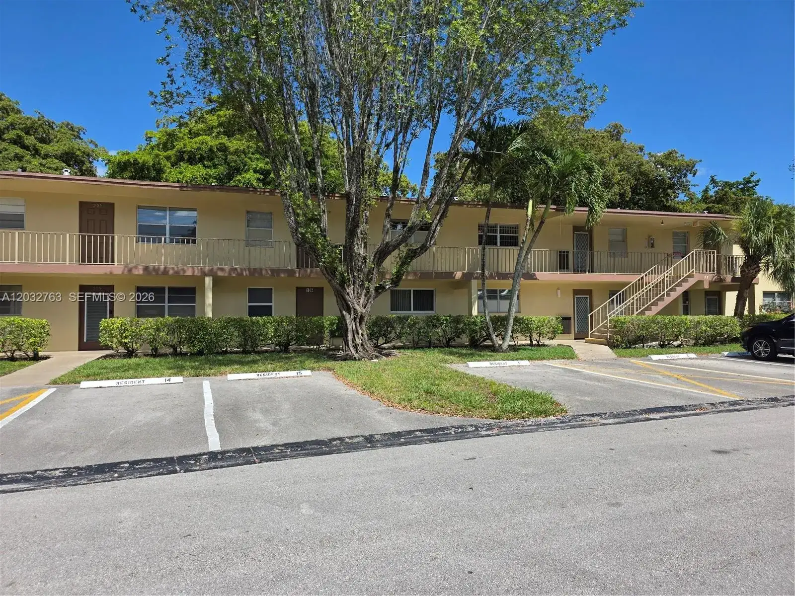 251 NW 76th Ave # 106, Margate FL 33063 photo 2