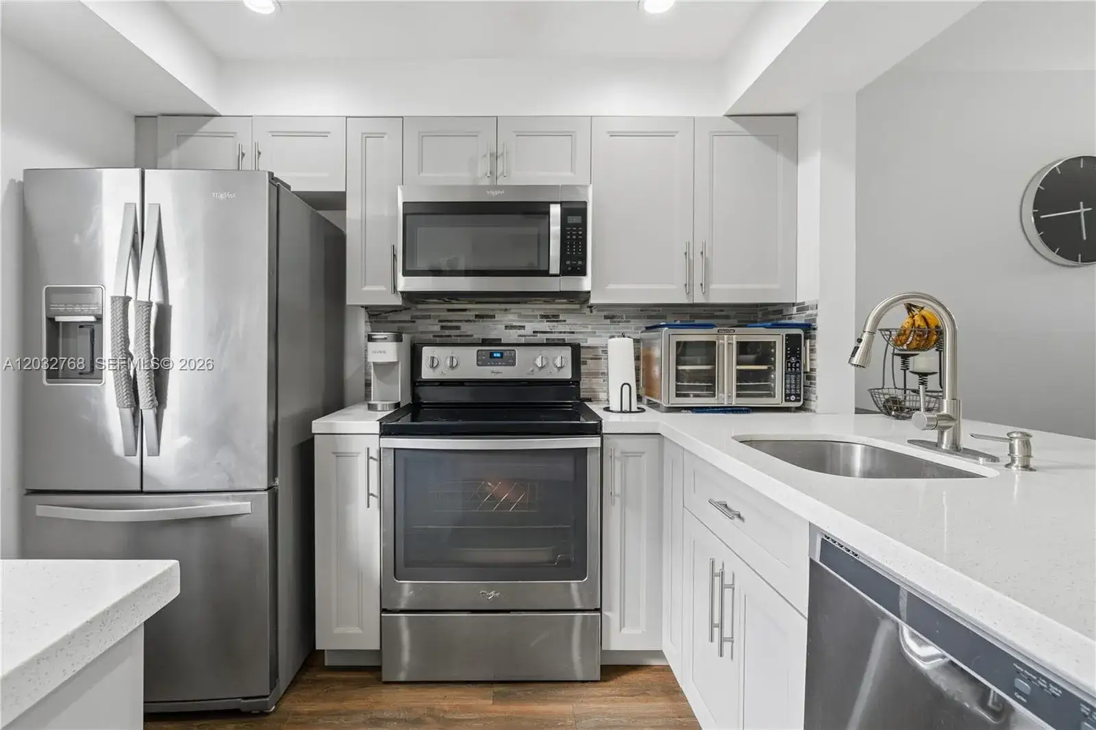 9340 Lagoon Pl # 304, Davie FL 33324