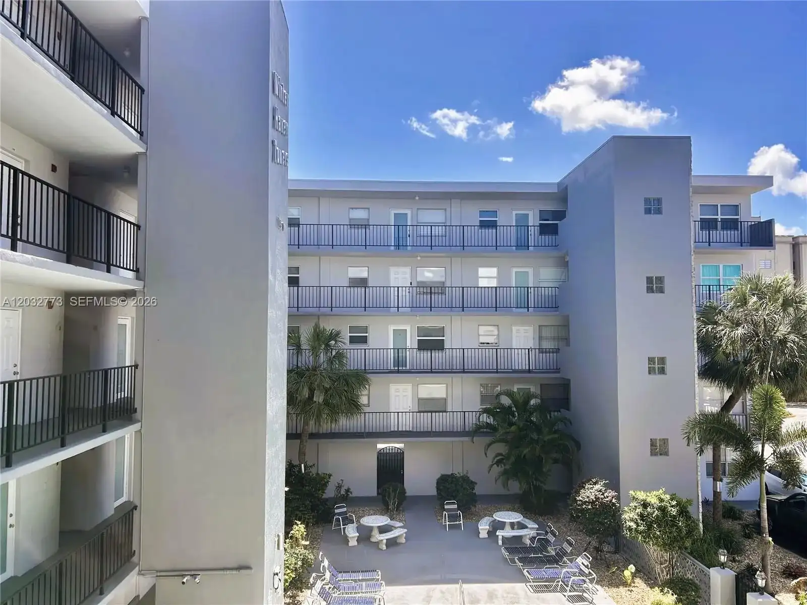 1750 Jefferson St # 303, Hollywood FL 33020