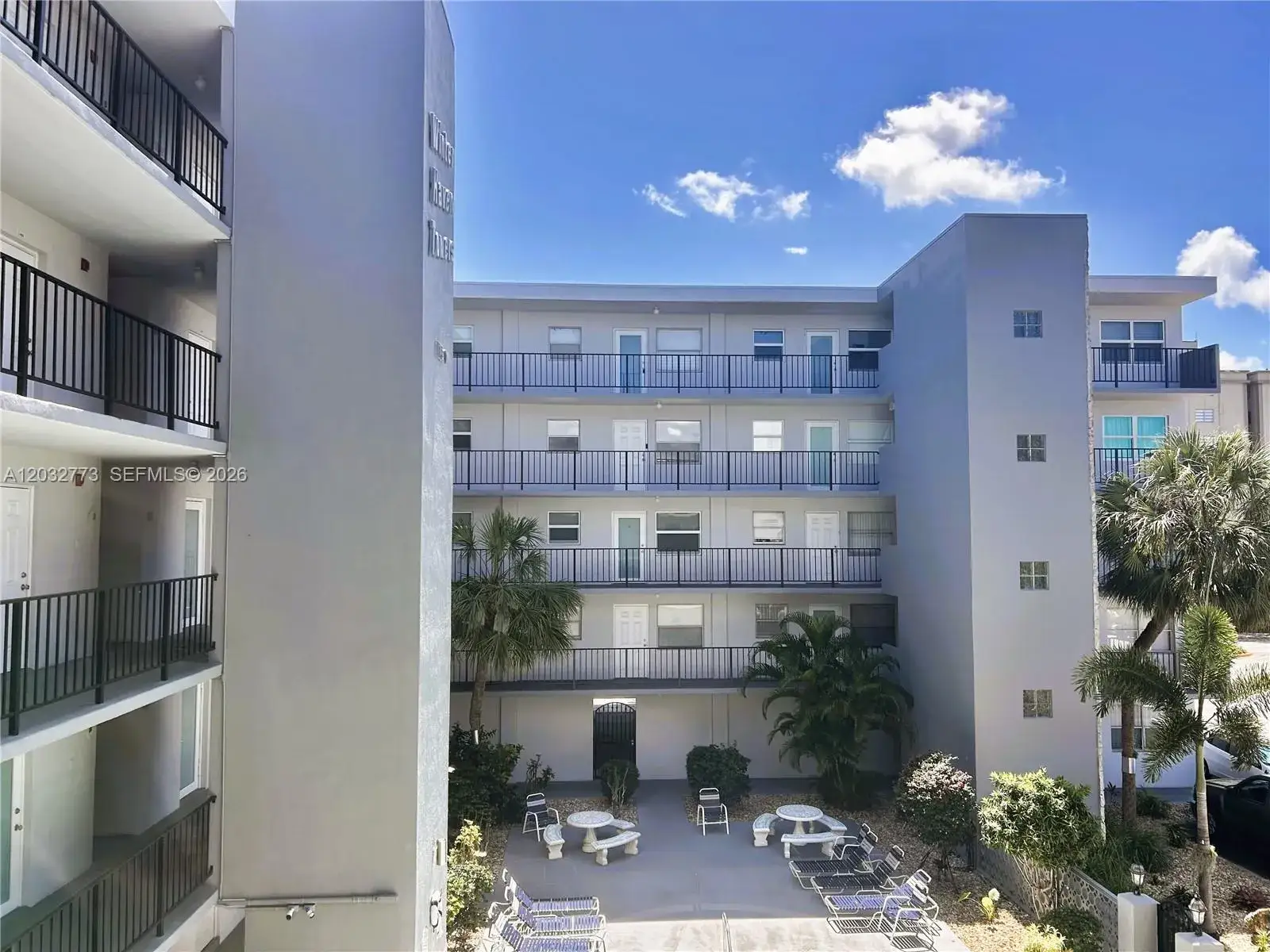 1750 Jefferson St # 303, Hollywood FL 33020