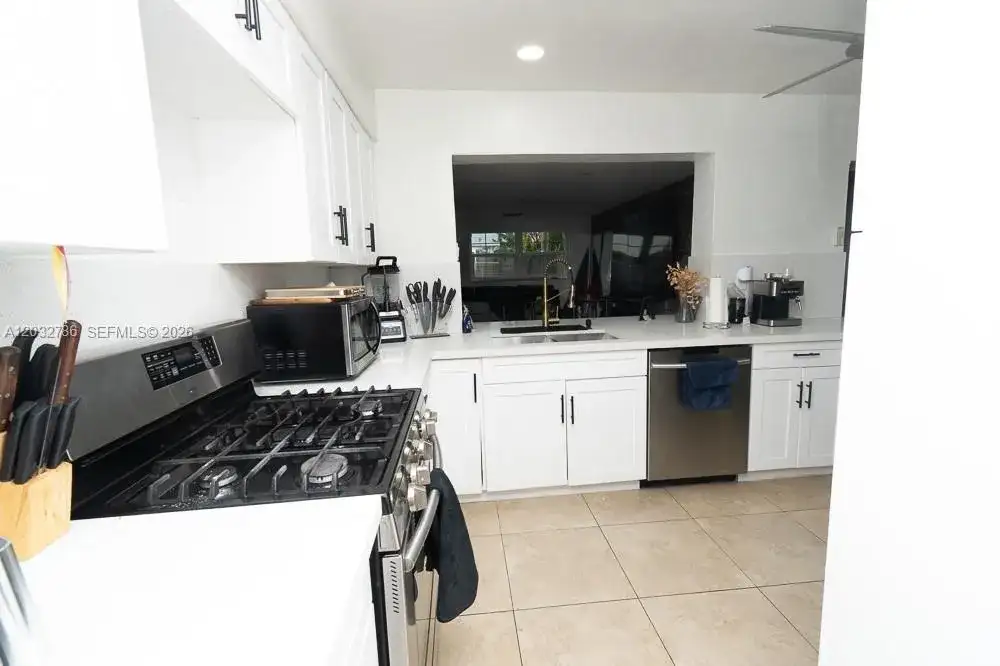 5941 NW 14th Ct # 1, Sunrise FL 33313 photo 4