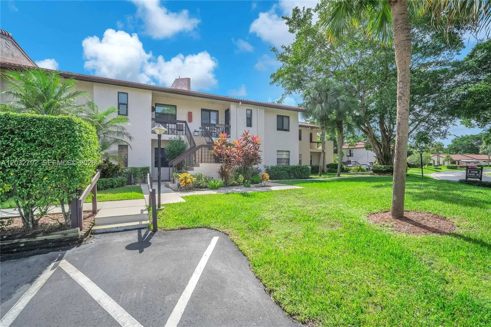 7956 Eastlake Dr # F, Boca Raton FL 33433 photo 3