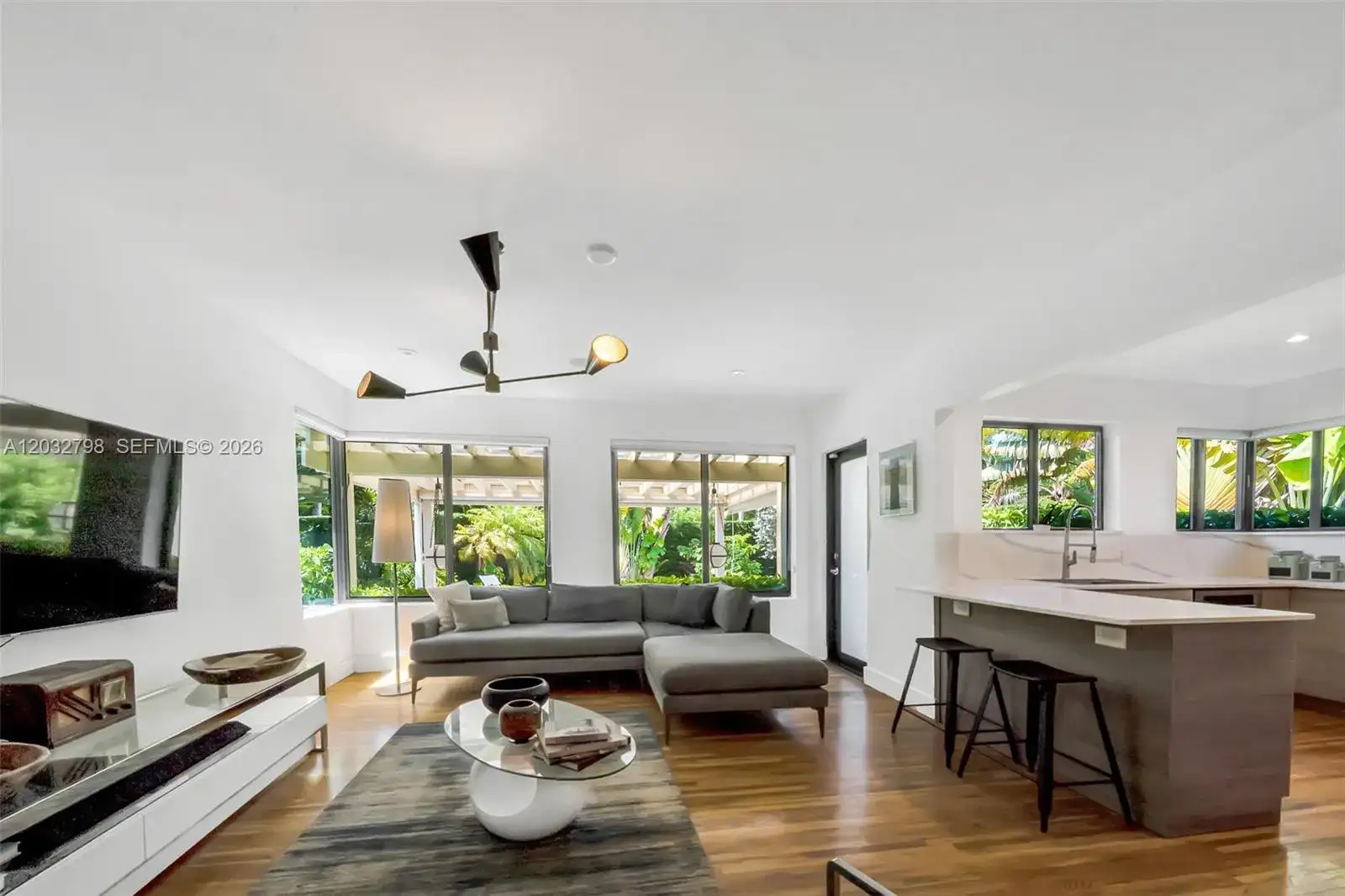 1172 NE 103rd St, Miami Shores FL 33138 photo 4