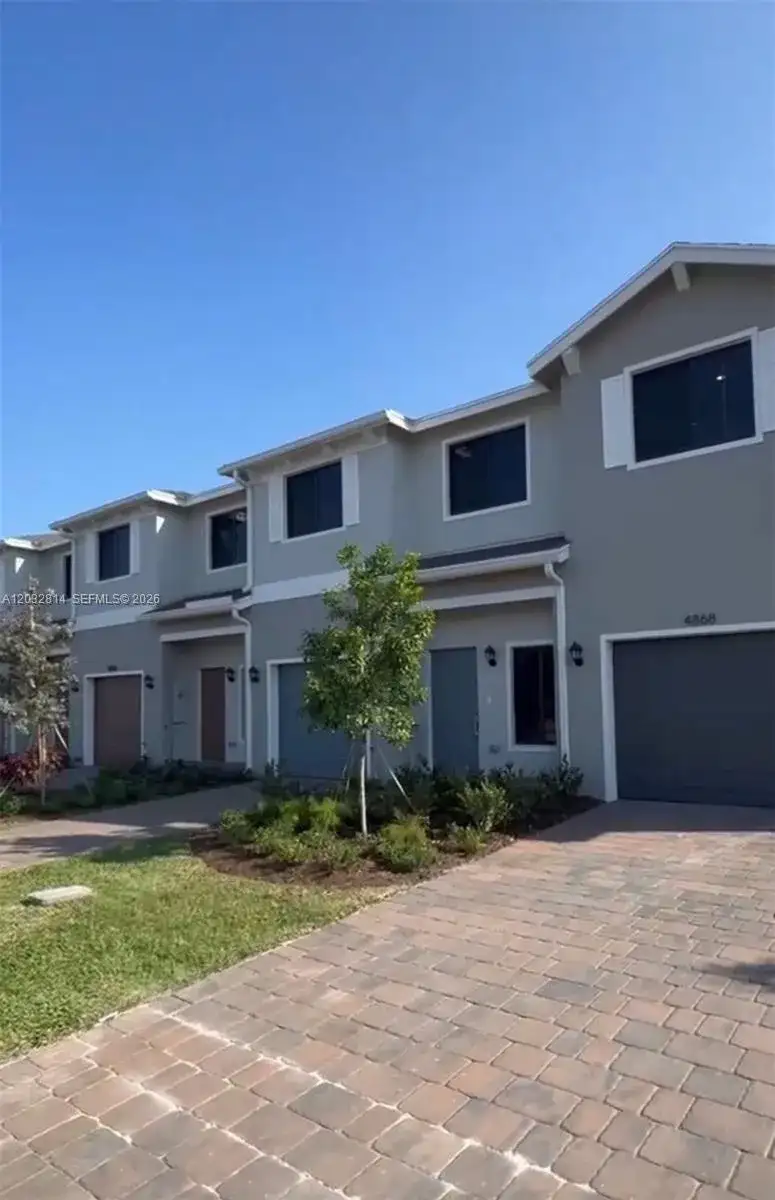 4860 Dillion St # 4860, Lake Worth FL 33463 photo 3