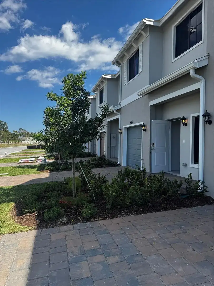 4860 Dillion St # 4860, Lake Worth FL 33463 photo 4
