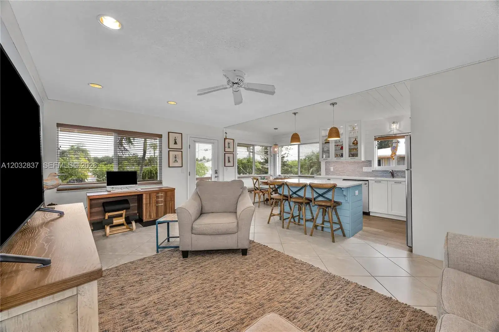 1050 SW 11th ST # 20L, Hallandale Beach FL 33009 photo 3