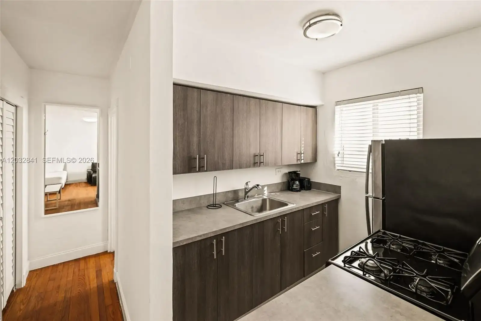 7340 Harding Ave # 15, Miami Beach FL 33141 photo 4