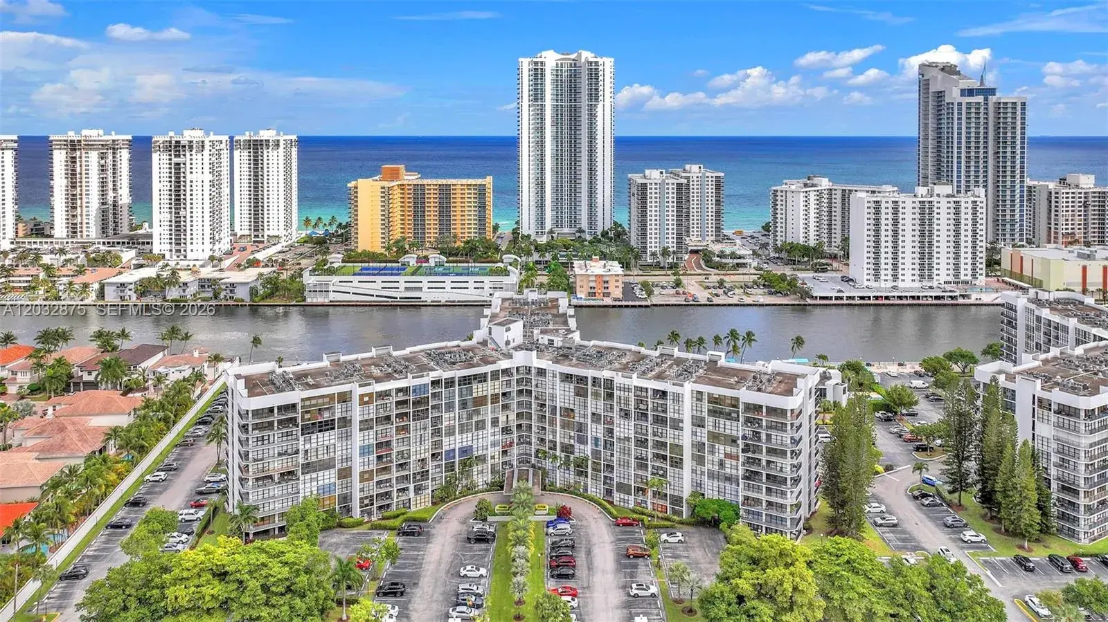 1000 Parkview Dr # 229, Hallandale Beach FL 33009