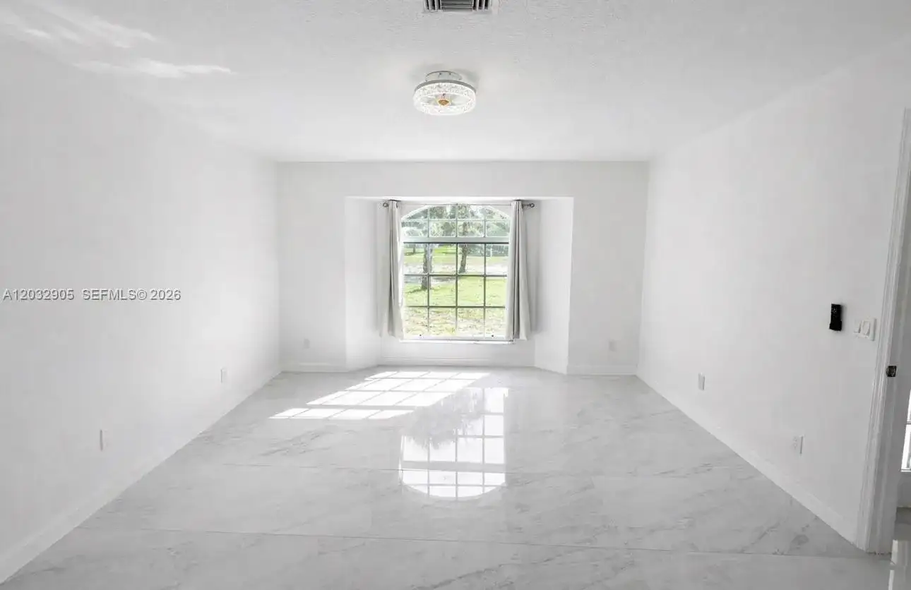 5513 Palmetto Dr, Fort Pierce FL 34982 photo 5