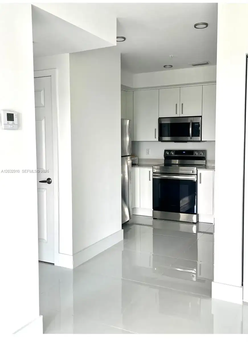 10950 NW 82nd St # 207, Doral FL 33178 photo 3