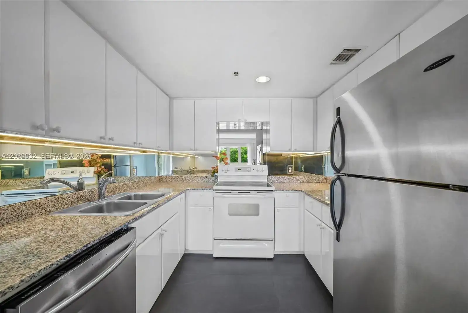227 Michigan Ave # 304, Miami Beach FL 33139 photo 4