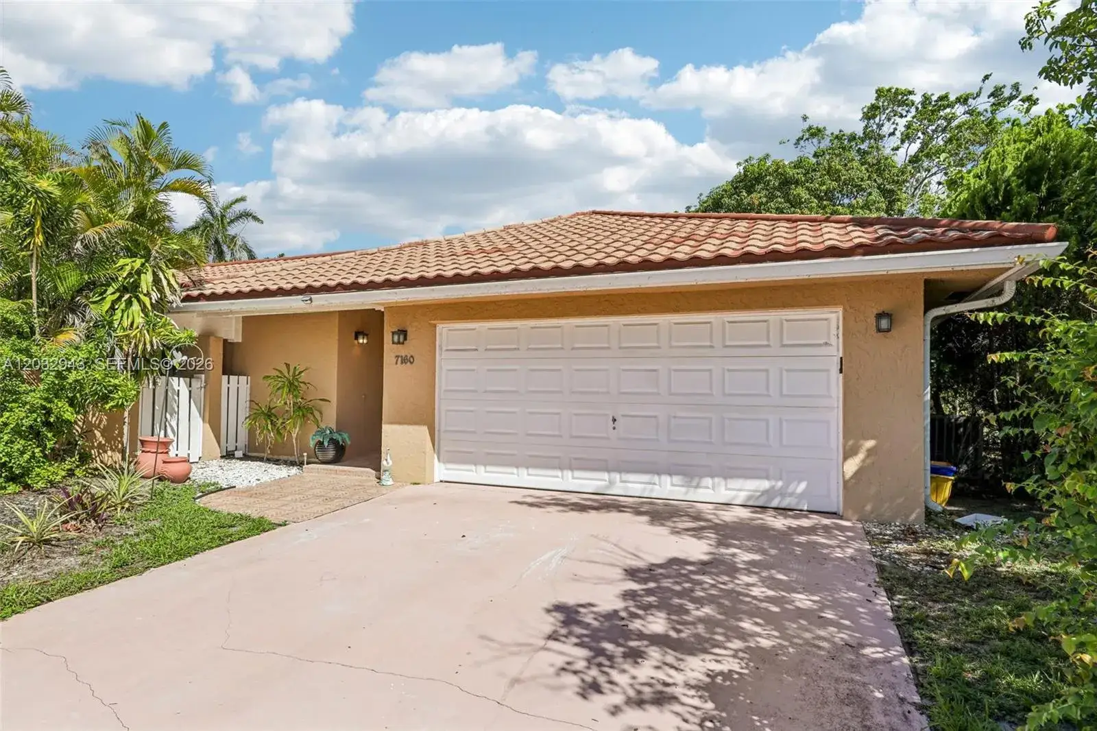 7160 NW 4th Ave, Boca Raton FL 33487