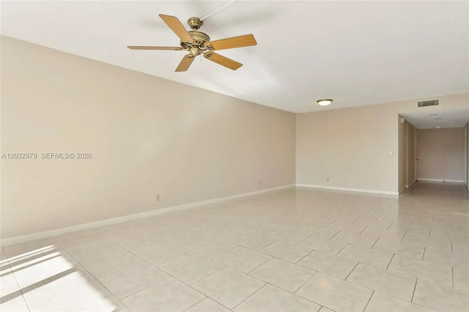 300 Racquet Club Rd # 104, Weston FL 33326 photo 5