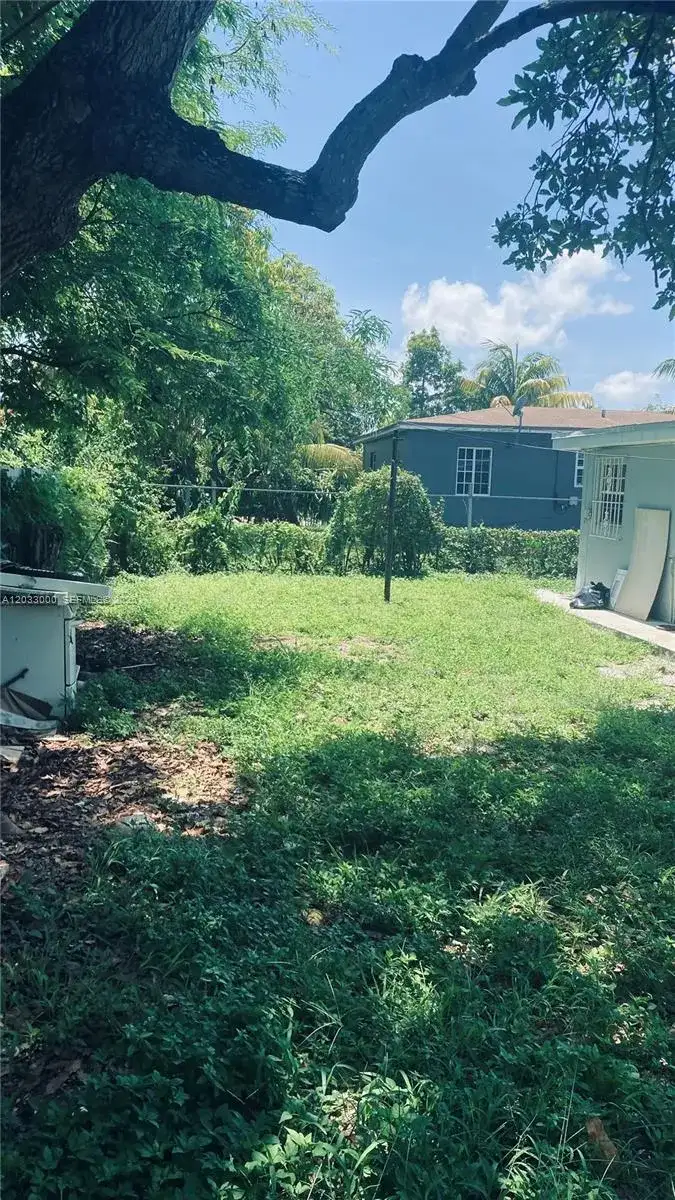 1120 NW 147th St # 0, Miami FL 33168 photo 2