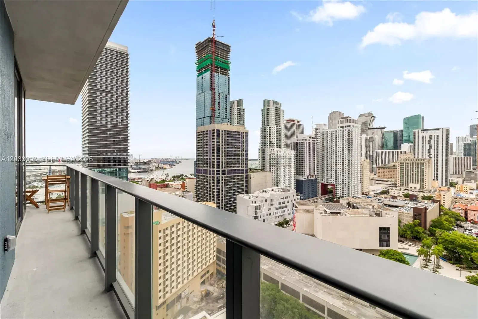 121 NE 5th St # 2401, Miami FL 33132