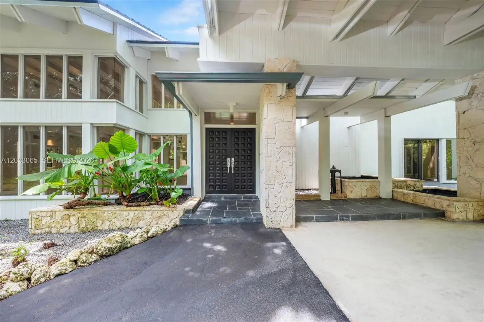 5600 Oakwood Ln, Coral Gables FL 33156 photo 4
