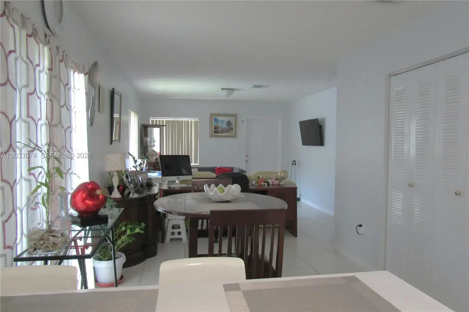 942 SW 8th Pl, Florida City FL 33034 photo 3