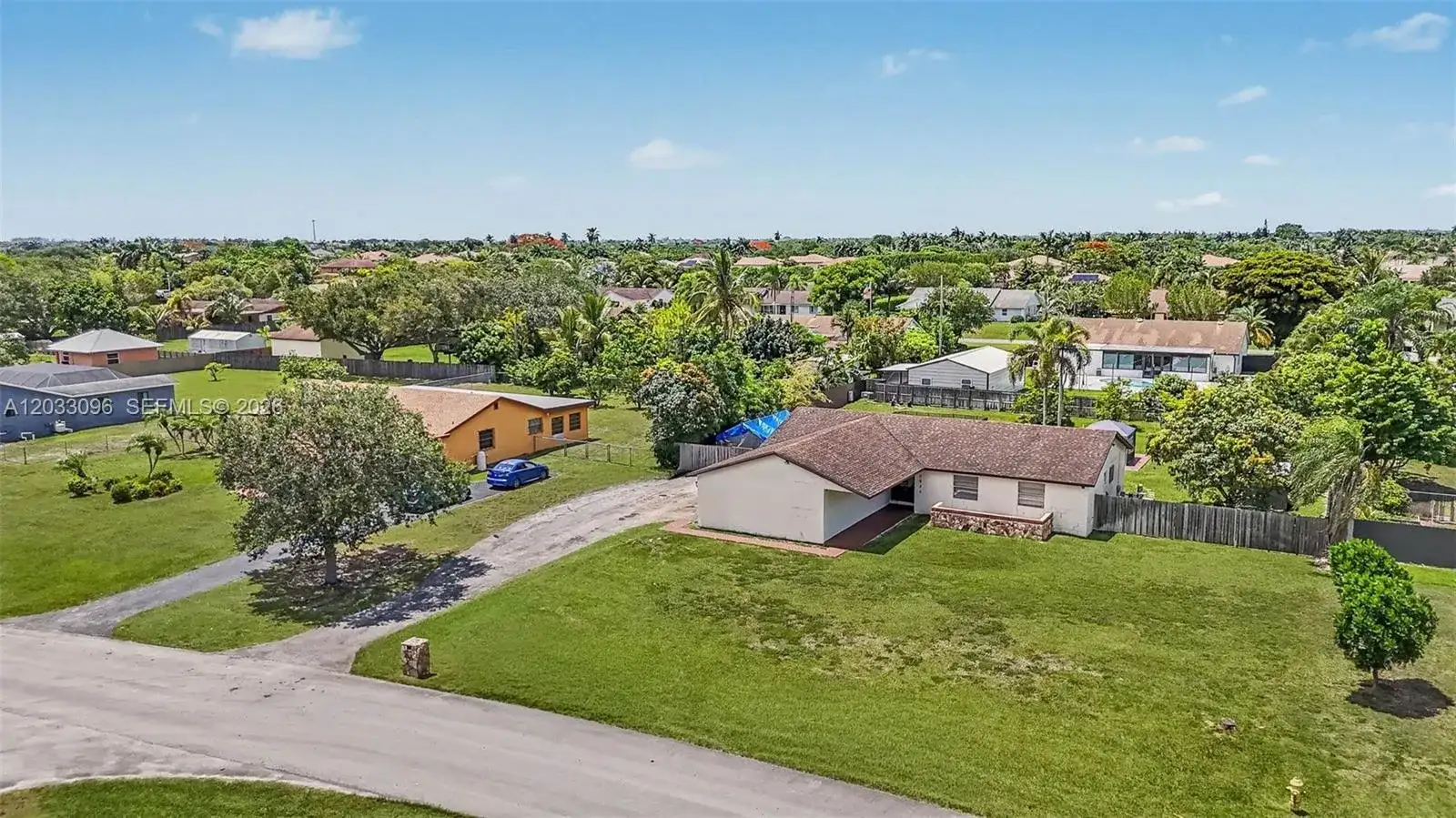 1475 NW 19 ST, Homestead FL 33030 photo 2