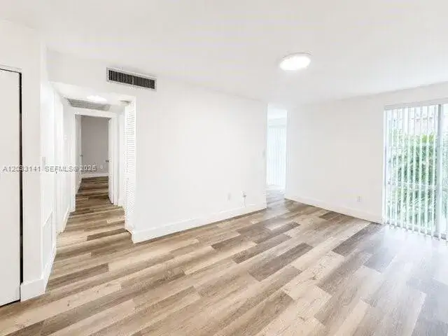 17560 Atlantic Blvd # 516, Sunny Isles Beach FL 33160