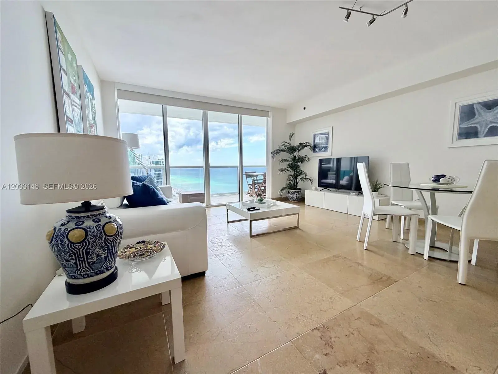 1830 S Ocean Dr # 2412, Hallandale Beach FL 33009