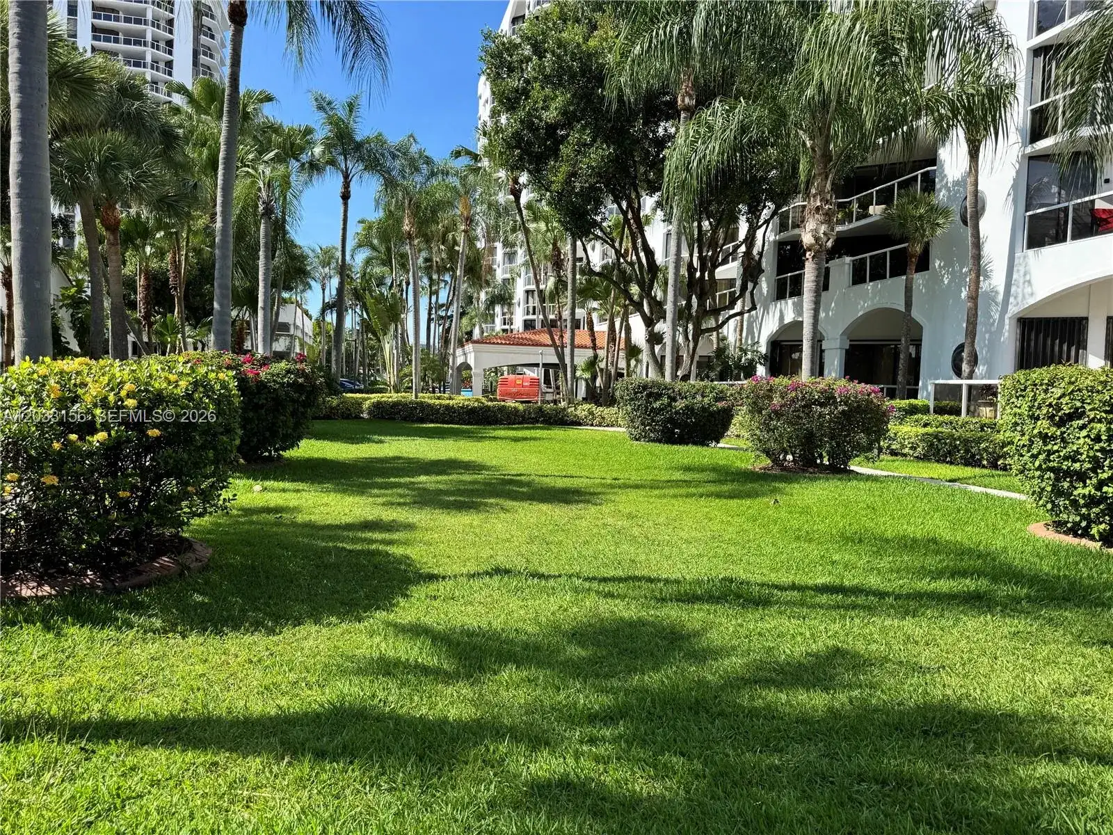 3610 Yacht Club Dr # 312, Aventura FL 33180 photo 3